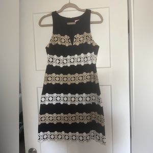 Lilly navy gold and white shift dress